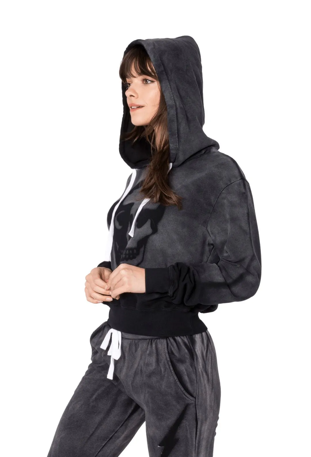 CHRLDR Stencil Skull Crop Pullover Hoodie - Black