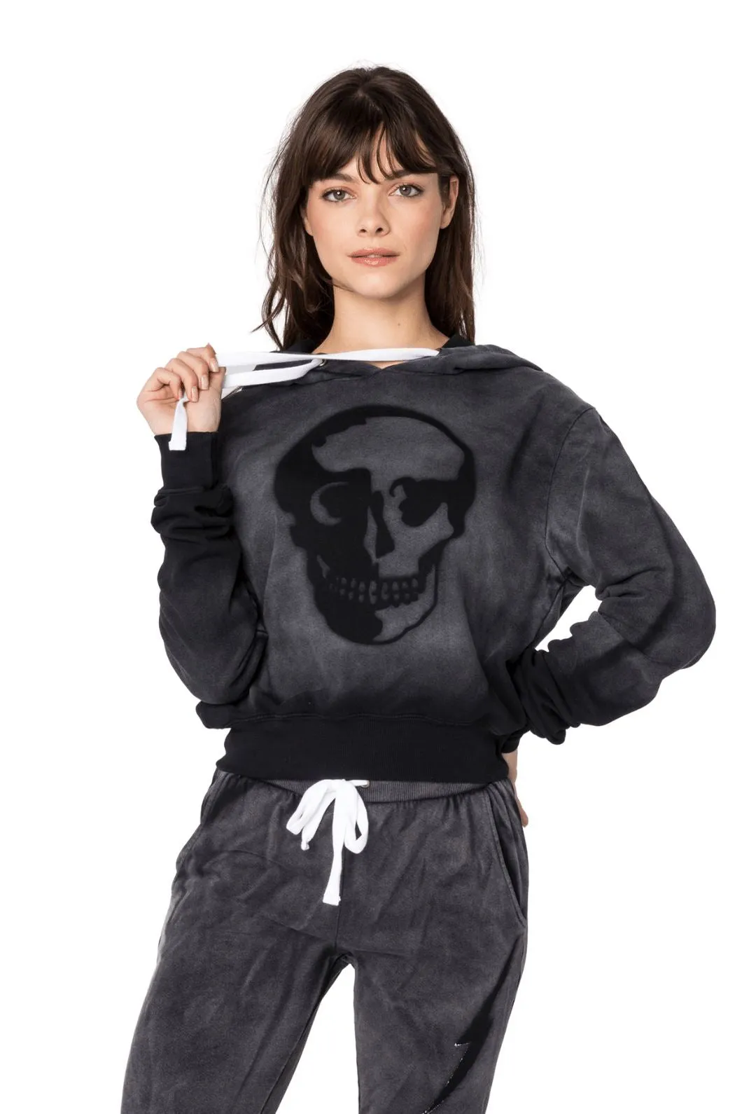 CHRLDR Stencil Skull Crop Pullover Hoodie - Black