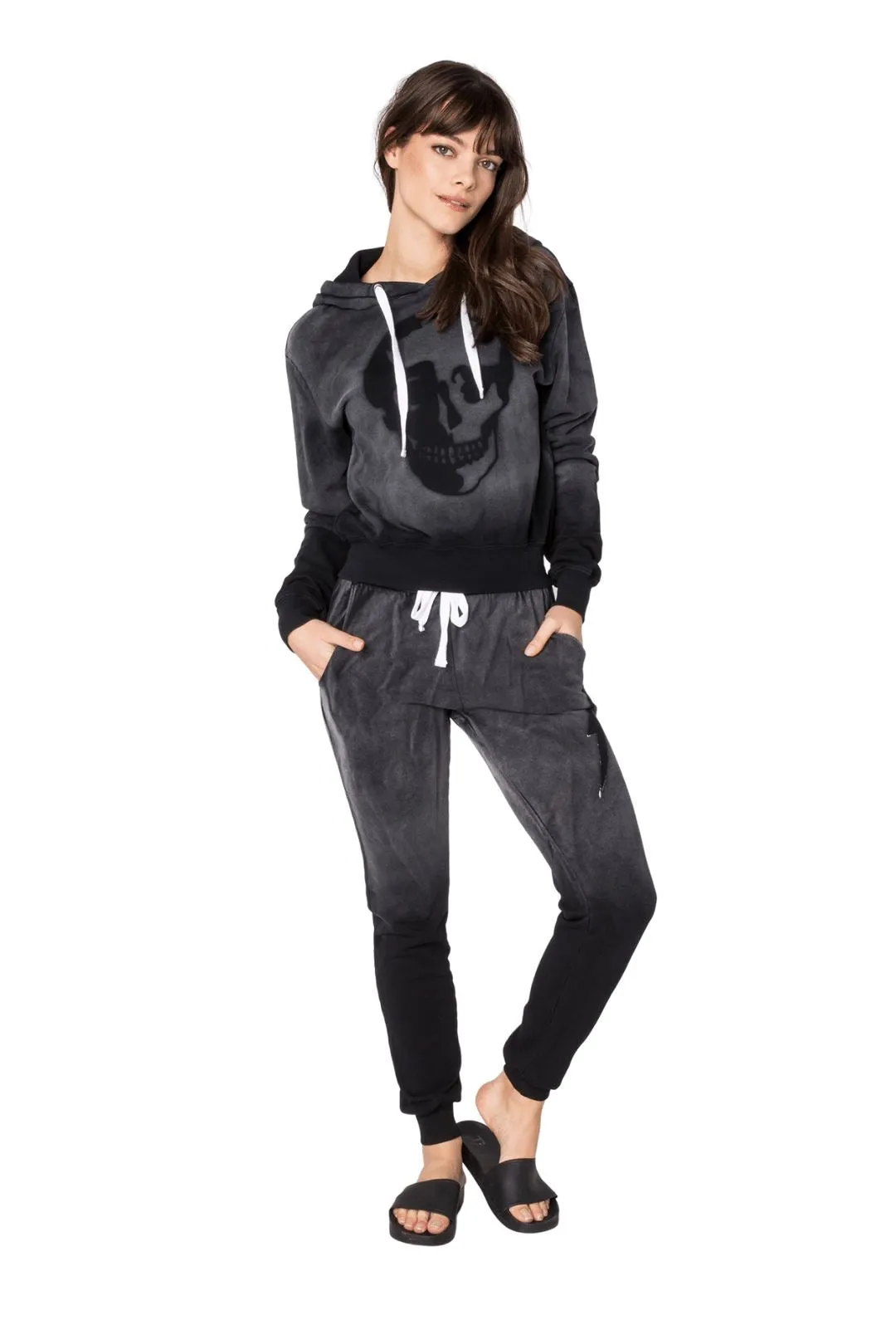 CHRLDR Stencil Skull Crop Pullover Hoodie - Black