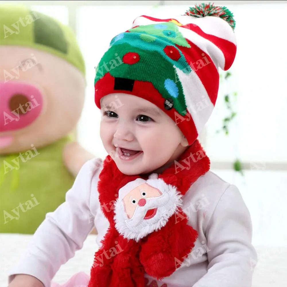 LED Knitted Ugly Sweater Christmas Beanie (Unisex)