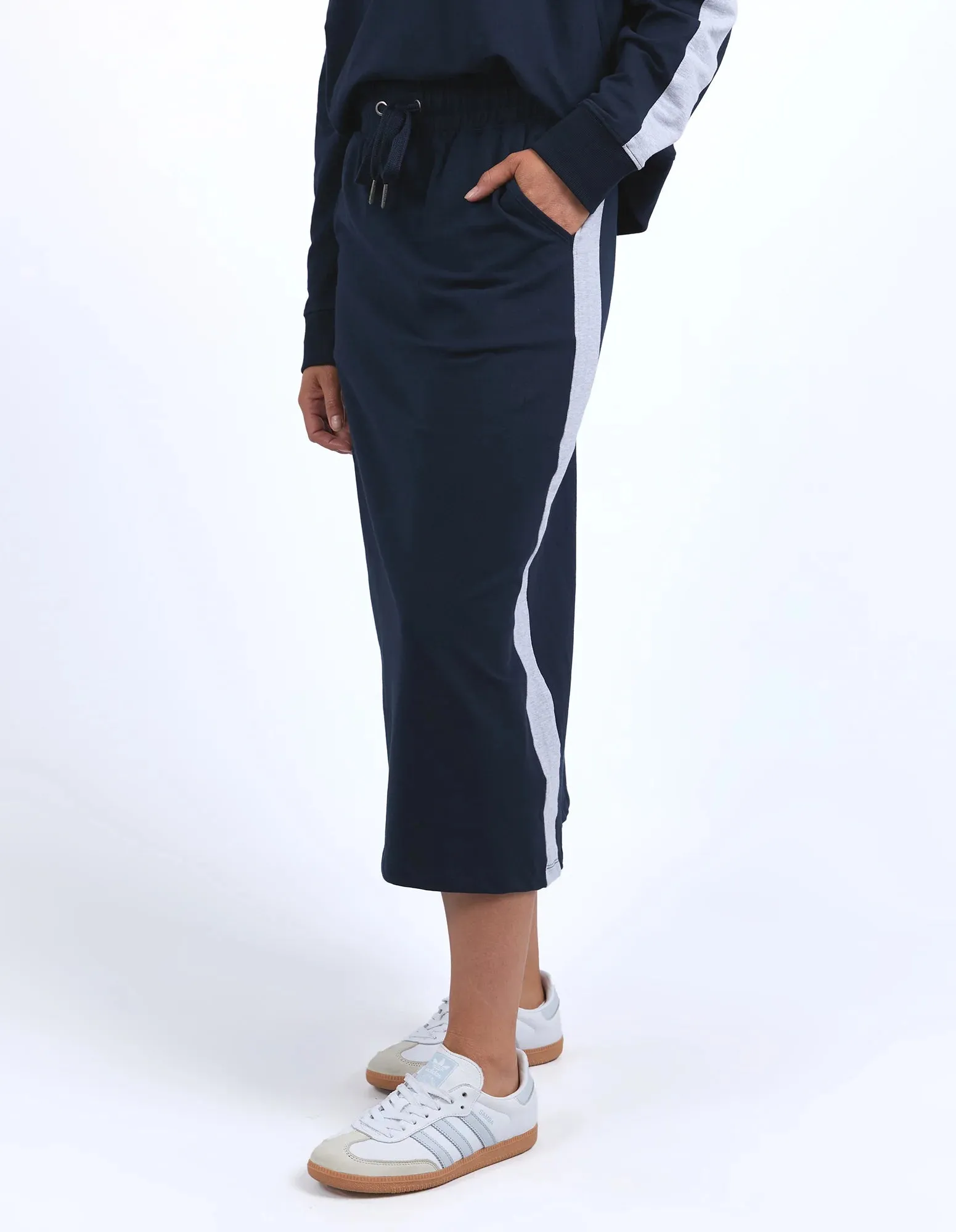 Sloan Fleece Skirt- Navy