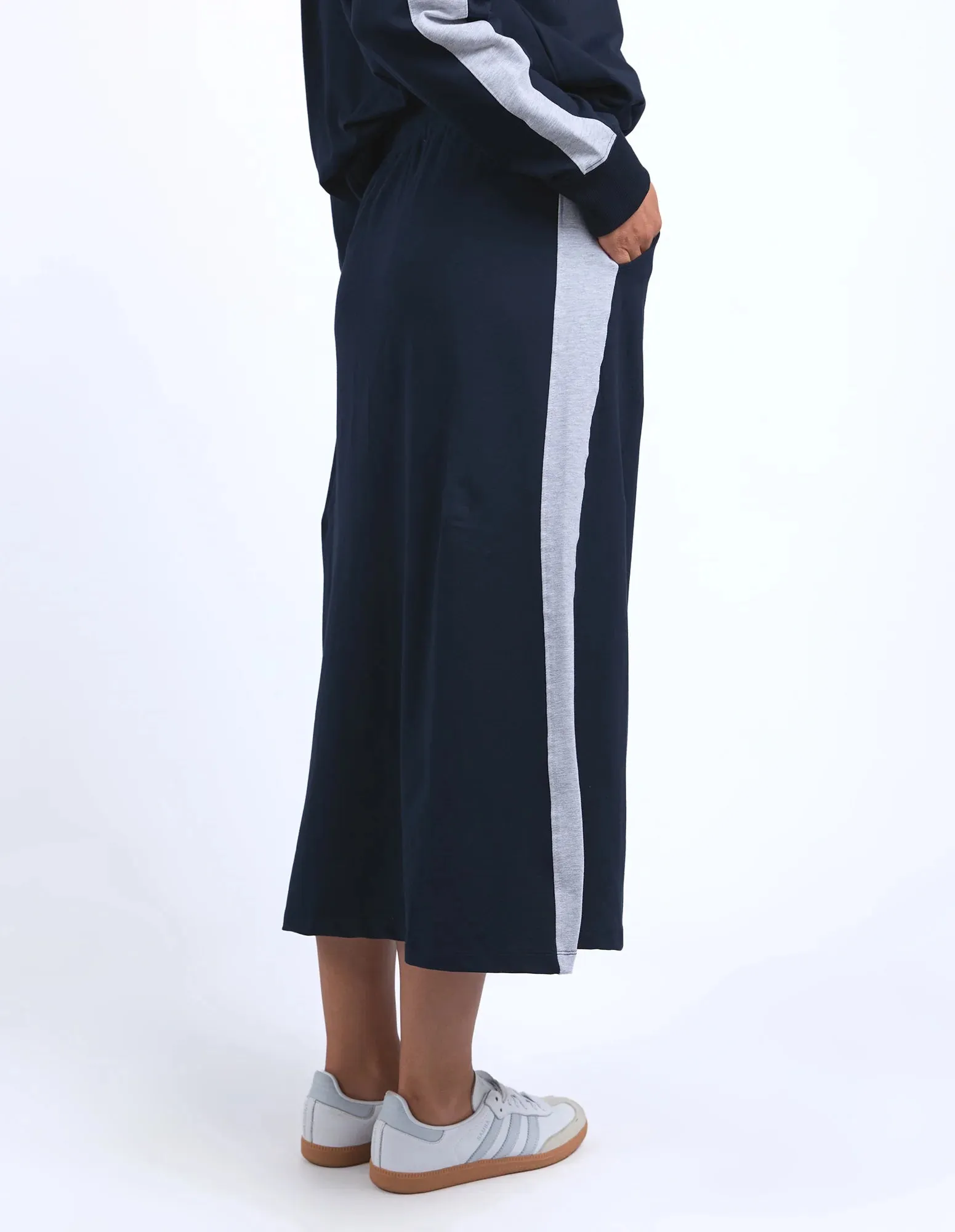 Sloan Fleece Skirt- Navy