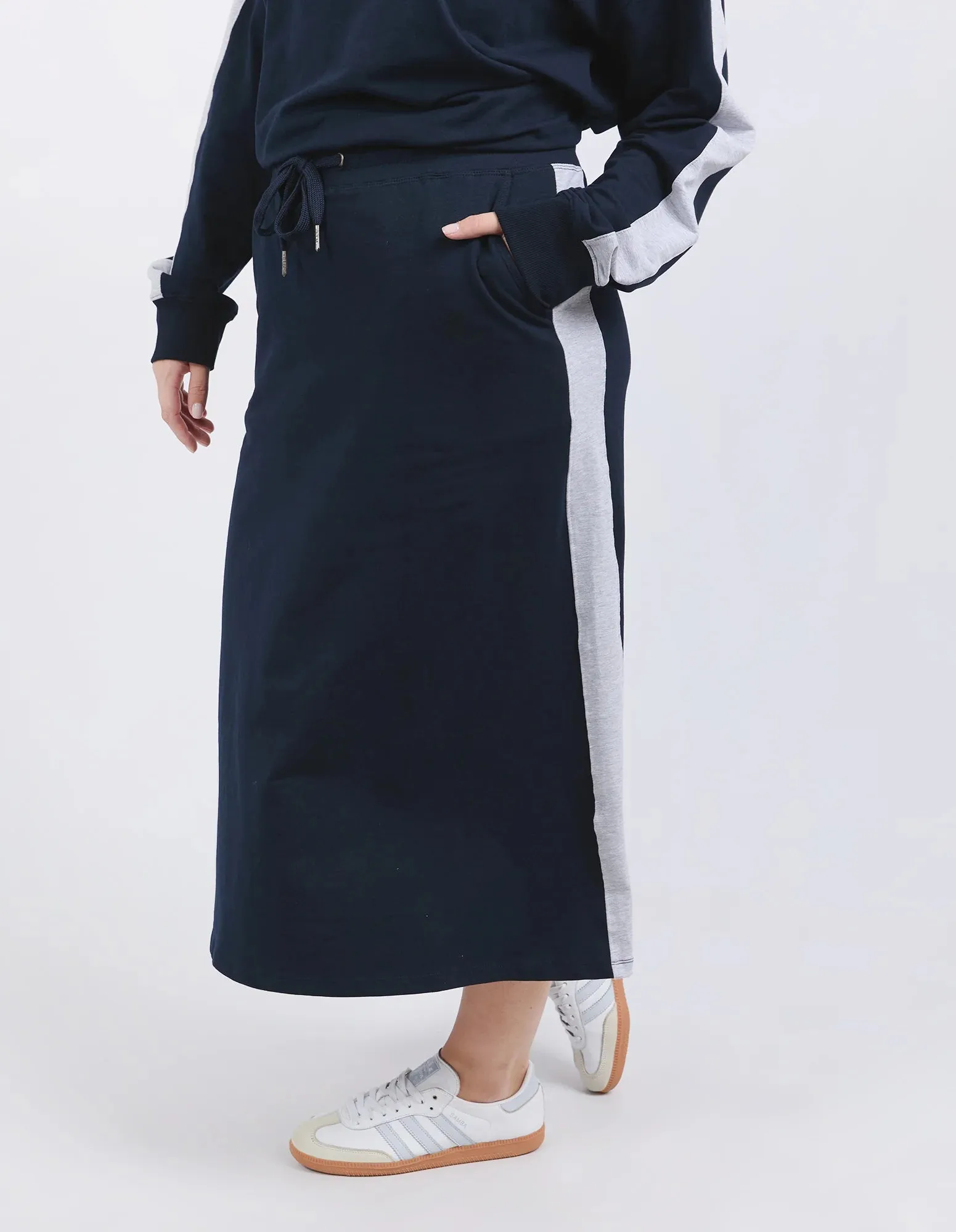 Sloan Fleece Skirt- Navy